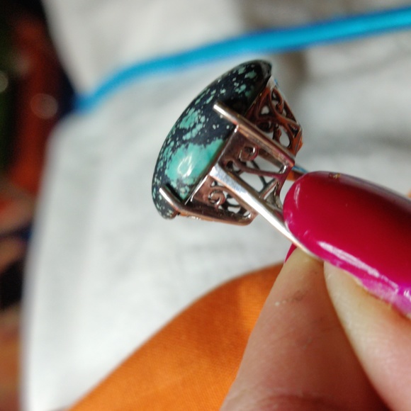 Ring - Picture 3 of 5